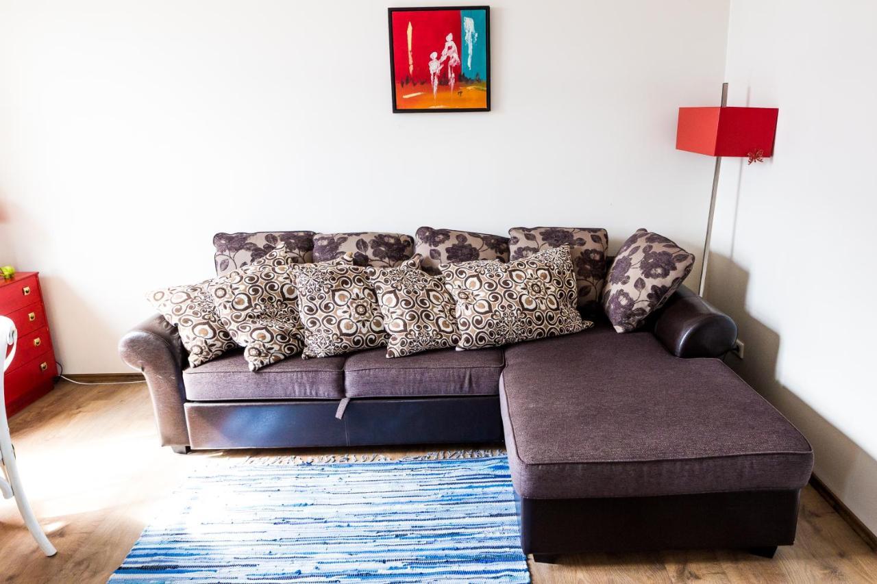 Karusselli Beach Apartment パルヌ エクステリア 写真