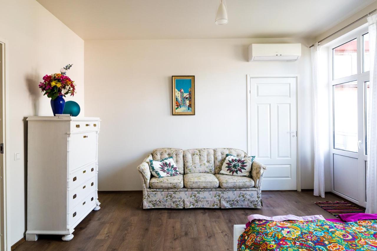 Karusselli Beach Apartment パルヌ エクステリア 写真
