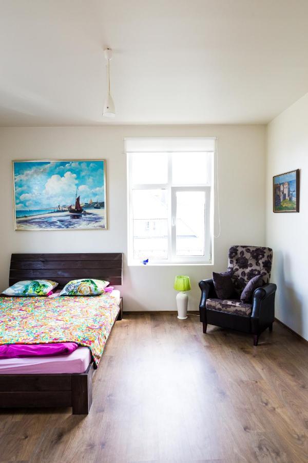 Karusselli Beach Apartment パルヌ エクステリア 写真